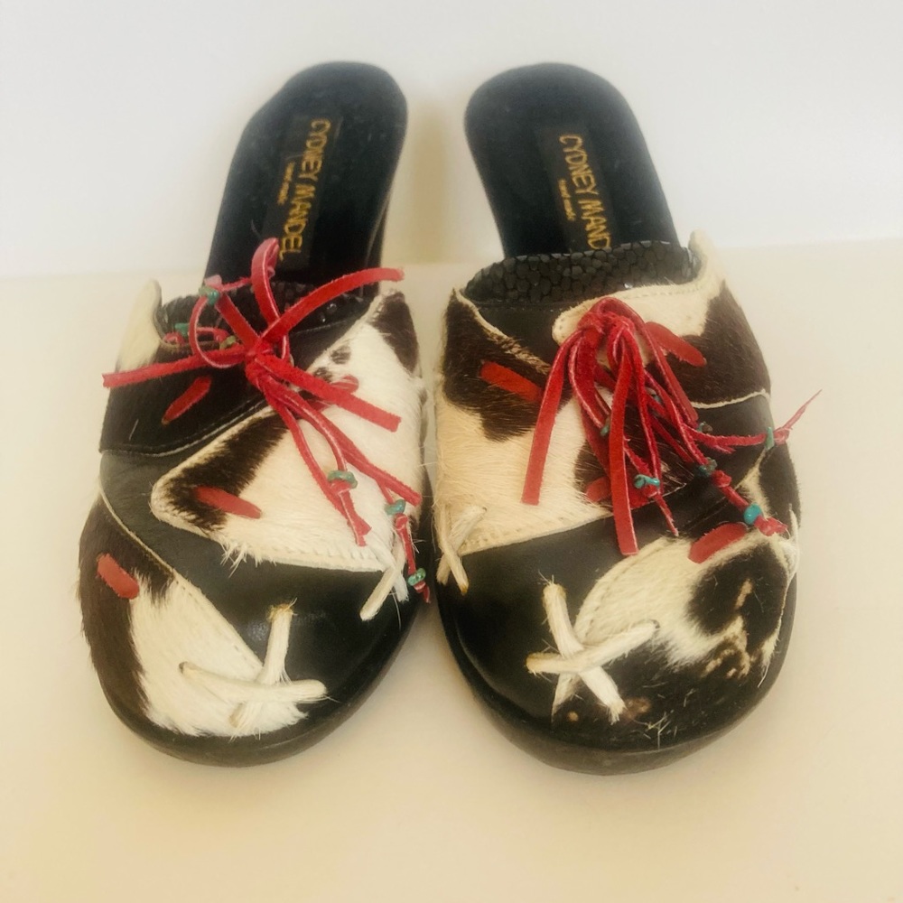 Handmade Cynthia Mandel shoes- closed toe sling back with genuine cowhide size 7